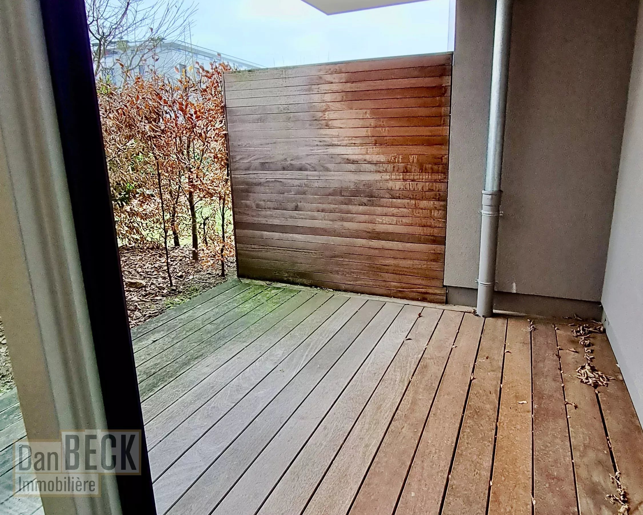 terrace_balcony